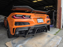 C8 Z07R rear diffuser, 2x2 V weave carbon. Z06/Eray/Stingray fitment