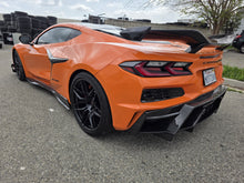C8 Z07R rear diffuser, 2x2 V weave carbon. Z06/Eray/Stingray fitment