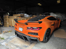 C8 Z07R rear diffuser, 2x2 V weave carbon. Z06/Eray/Stingray fitment