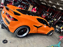 C8 Z06 Z07R side skirts, large side blade. Pre preg 2x2 carbon