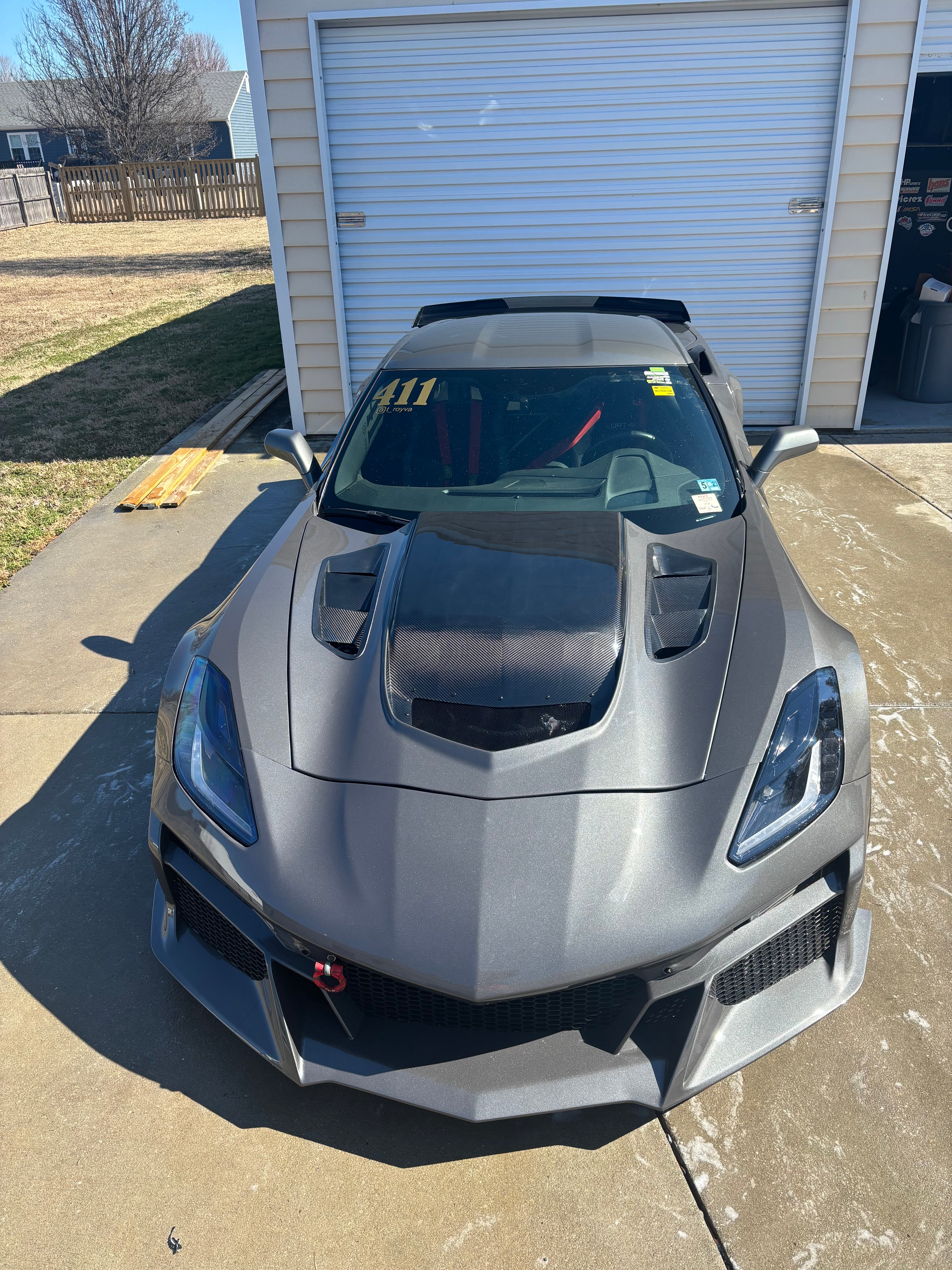C7.5R Z06 bumper, Z07R splitter option – Competition Carbon