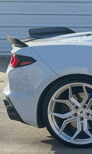 C8 Z06X Ducktail Spoiler for Stingray, Autoclave 2x2 exposed carbon